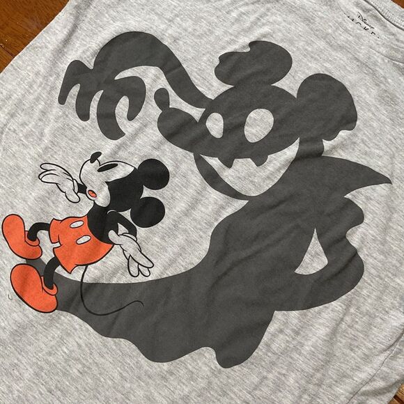 Disney Mickey Mouse Women's XL T-Shirt Gray Shadow Ghost Spooky Cotton Blend - Picture 2 of 10